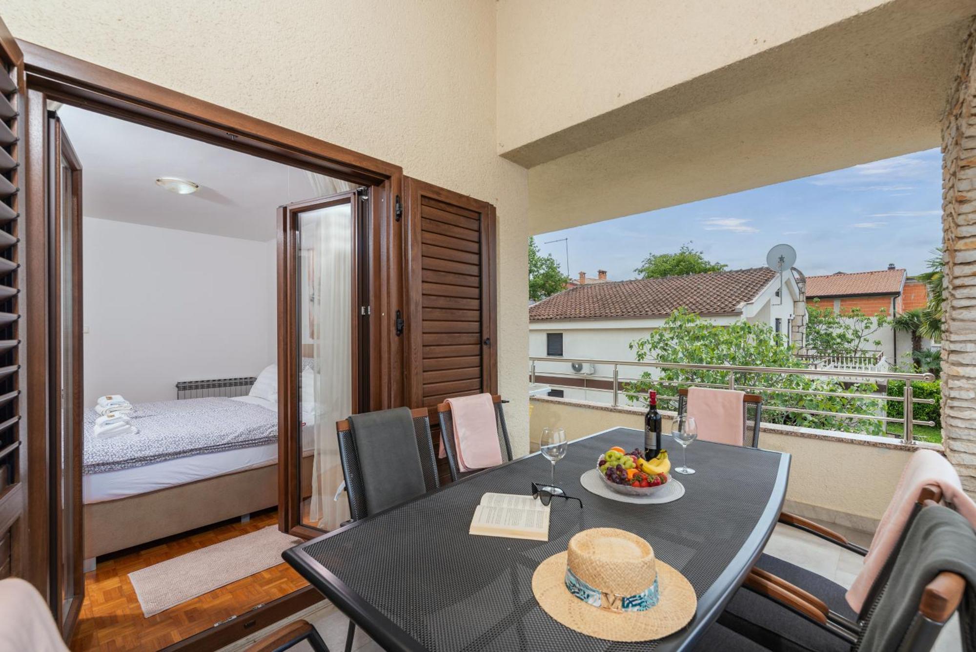Apartments Marizela Poreč Dış mekan fotoğraf